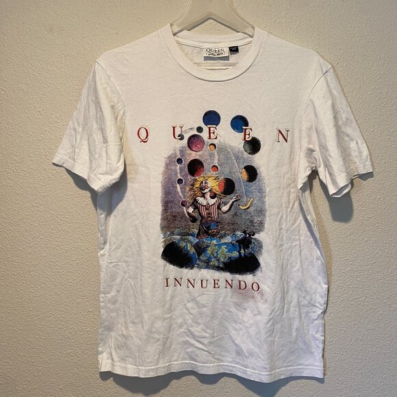 Queen Innuendo Band T-Shirt Size Medium Rock Graphic Tee‎ - Picture 1 of 5